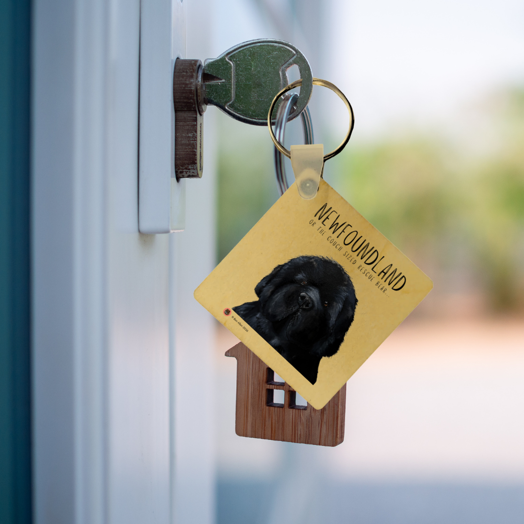 Handmade Newfoundland Key Ring – Couch-Sized Rescue Bear Charm for Dog Lovers