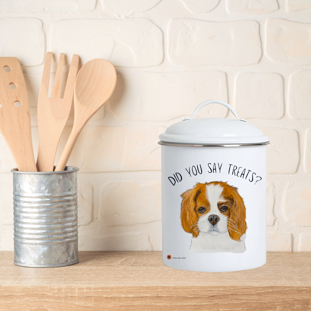 Cavalier Treat Treasury: High-End Enamel Jar for Royal Rewards